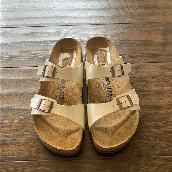 NWT BIRKENSTOCK Sydney Sandals! - Picture 4 of 7